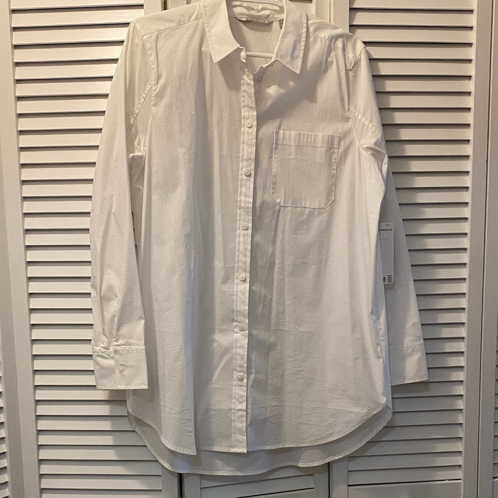 NWT Classic White Woman’s Shirt